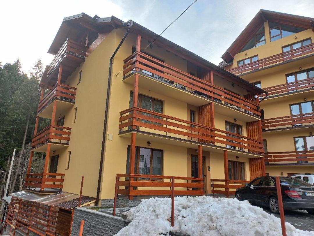 Kalinderu Luxury Ski Loft บุชเตนี ภายนอก รูปภาพ